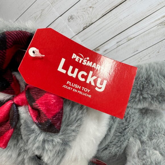 PetSmart Lucky 2023 Plush Toy Squeaking Gray Cat With Red Plaid Accents & Bow - Picture 3 of 5